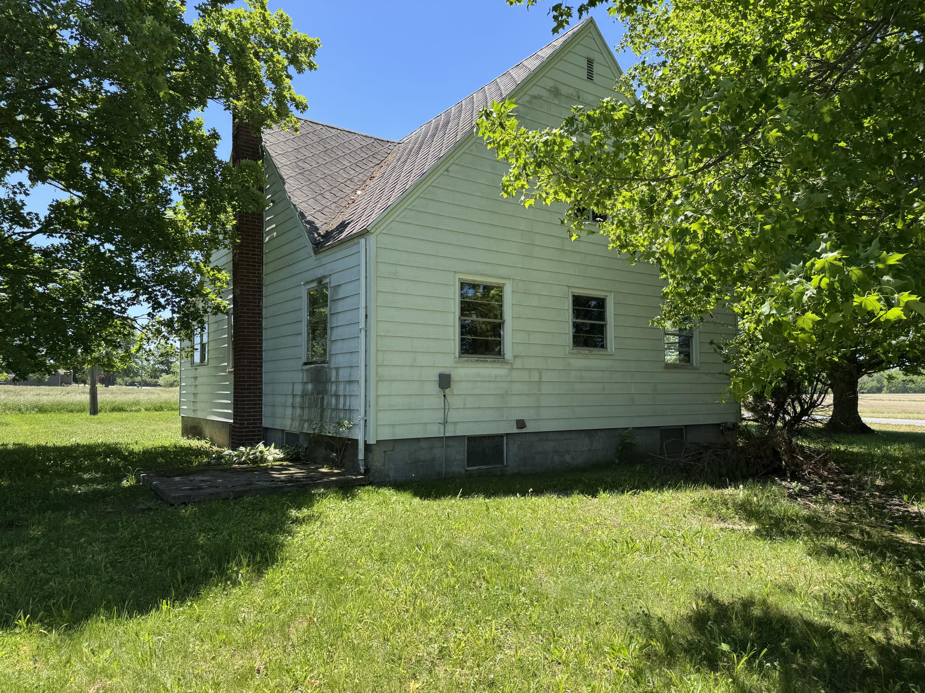 16121 Three Oaks Road