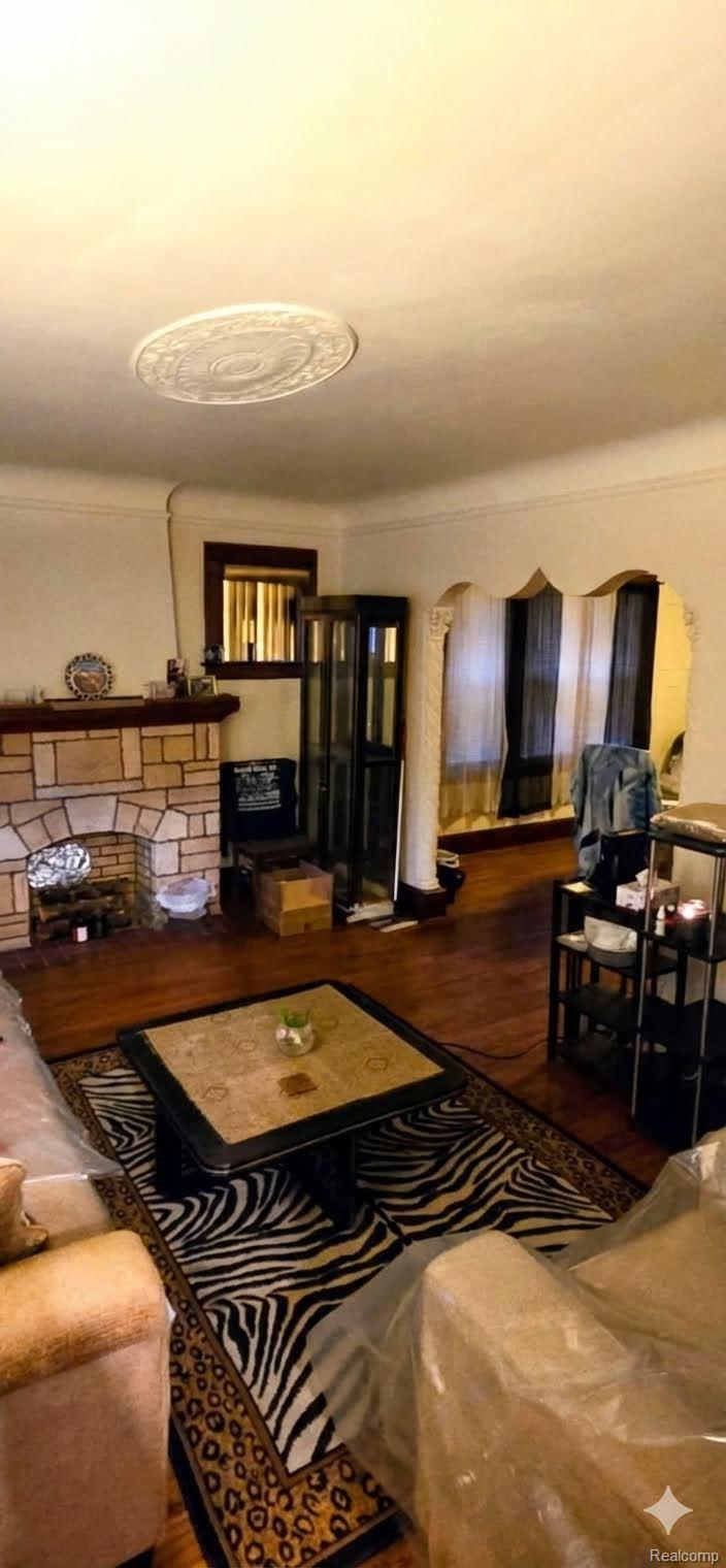 19185 Stotter Street