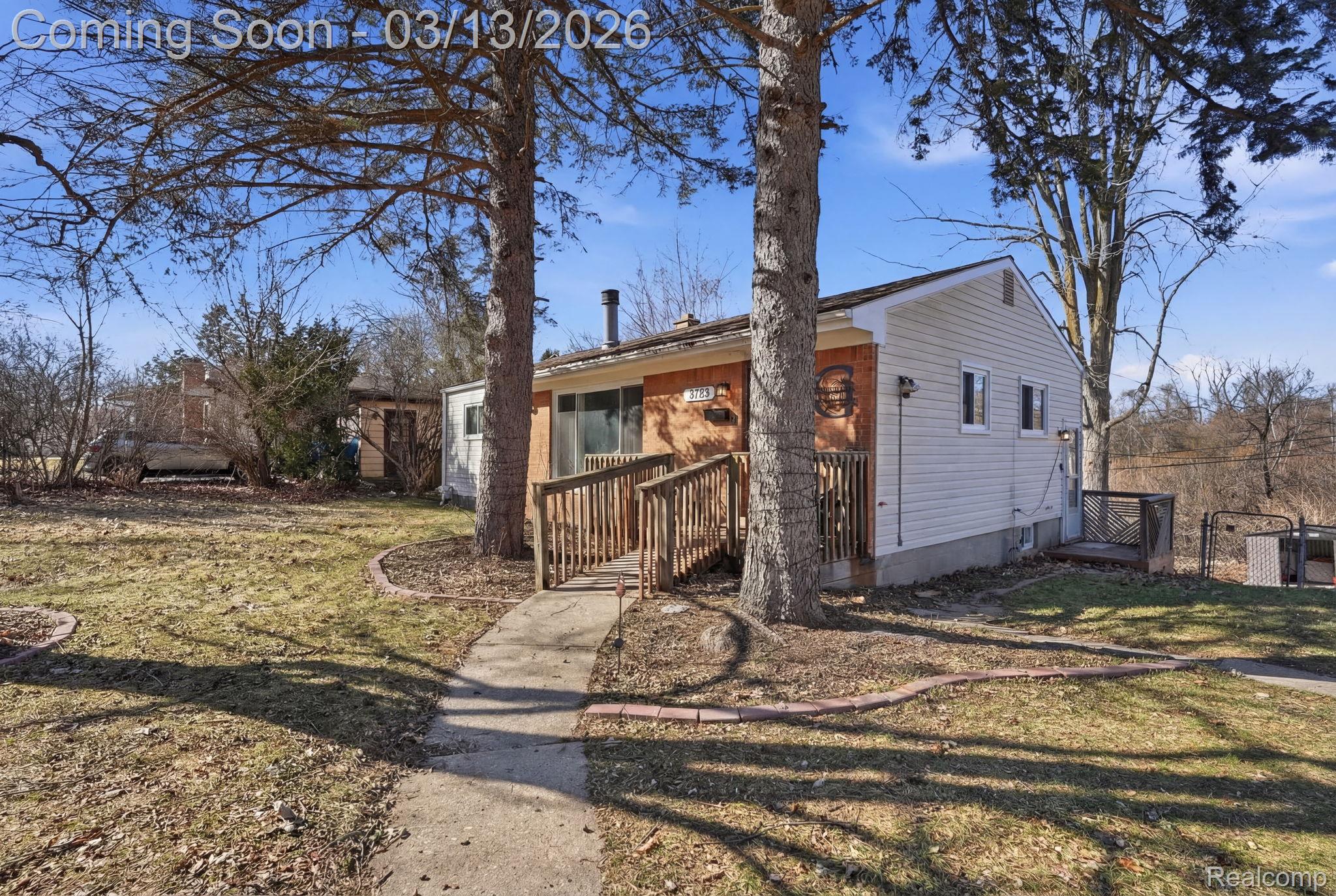 3762 Percy King Road