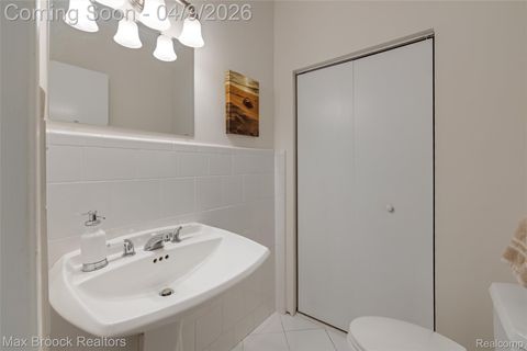 Tiny photo for 73 Hawthorne Road, Village Of Grosse Pointe Shores City, MI 48236 (MLS # 20261020745)