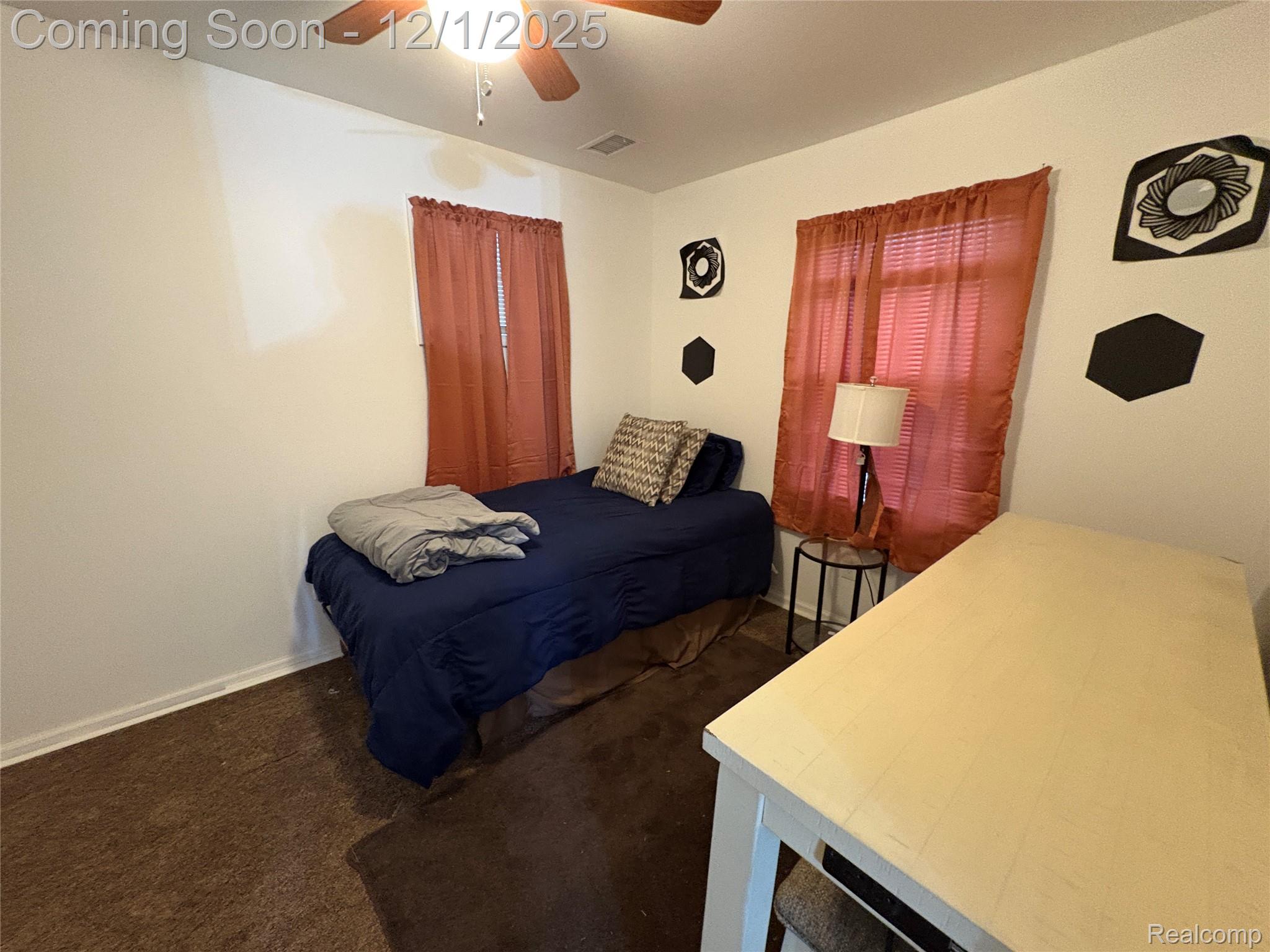 7315 Hollywood Street