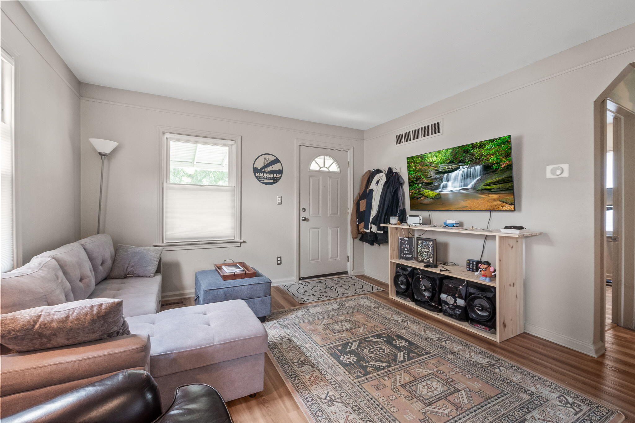 352 W Tacoma Street