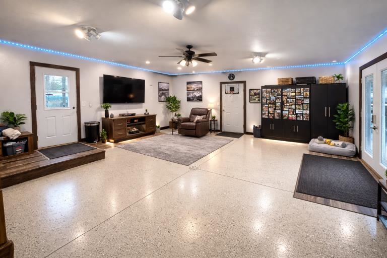 1312 Vinewood Avenue