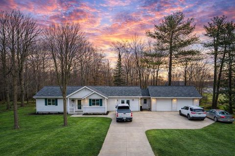 1312 Vinewood Avenue Clare City MI 48617