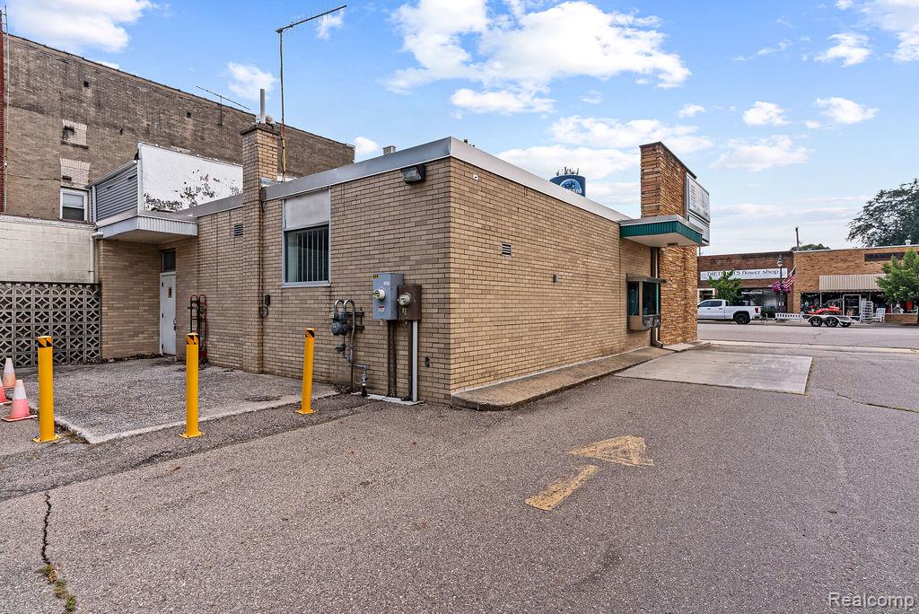 210 N Saginaw Street