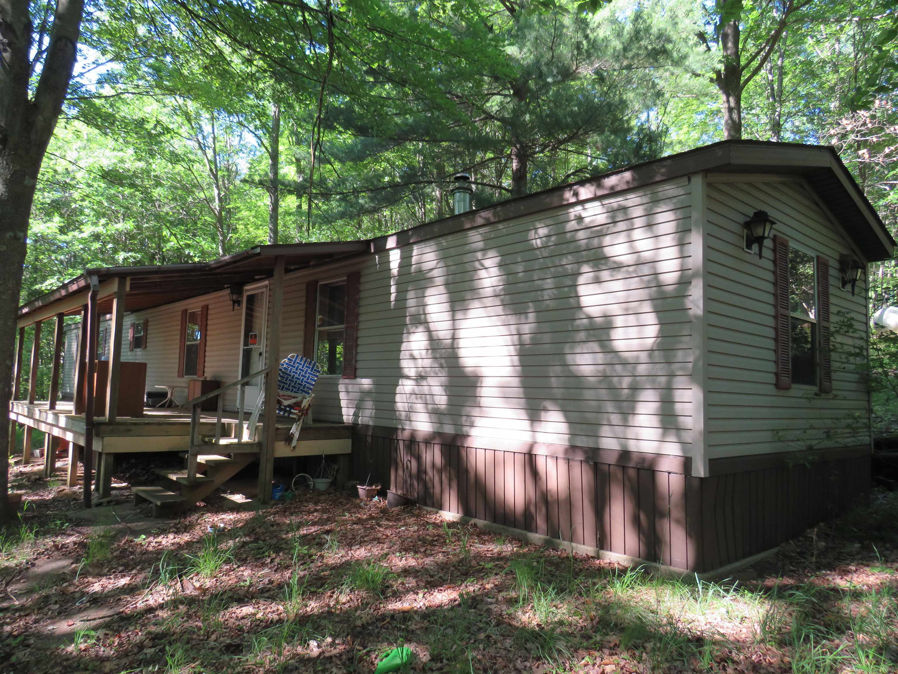 126 W Ridge Circle