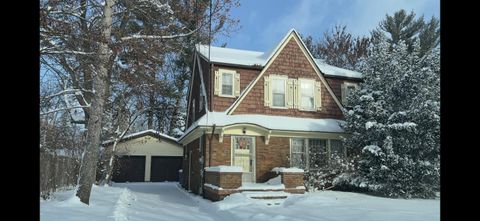 939 Northwood Street NE Grand Rapids City MI 49505