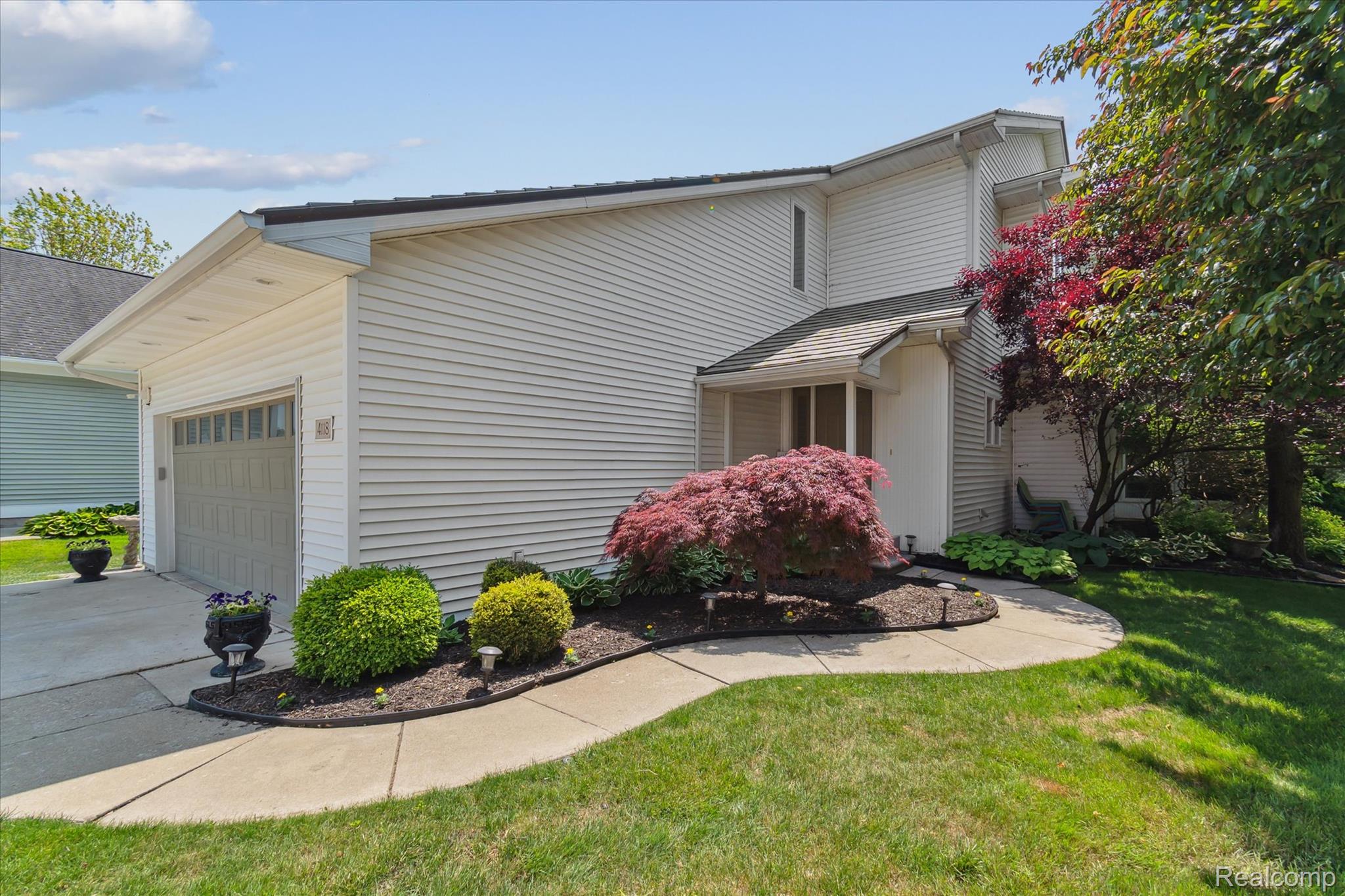 4118 Shoreview Lane