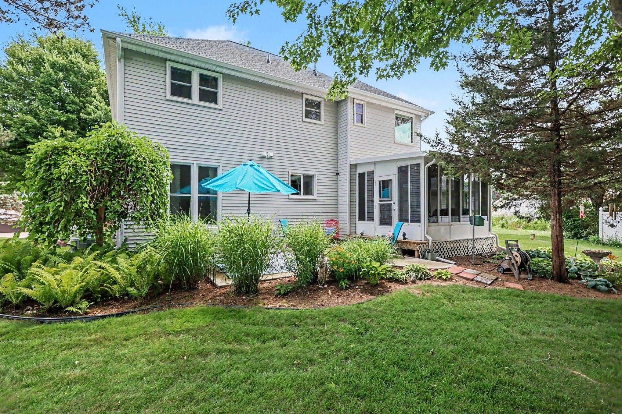 141 Rosewood Trail