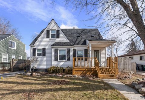 Photo of 1828 Bacon Avenue, Berkley City, MI 48072 (MLS # 20261023674)