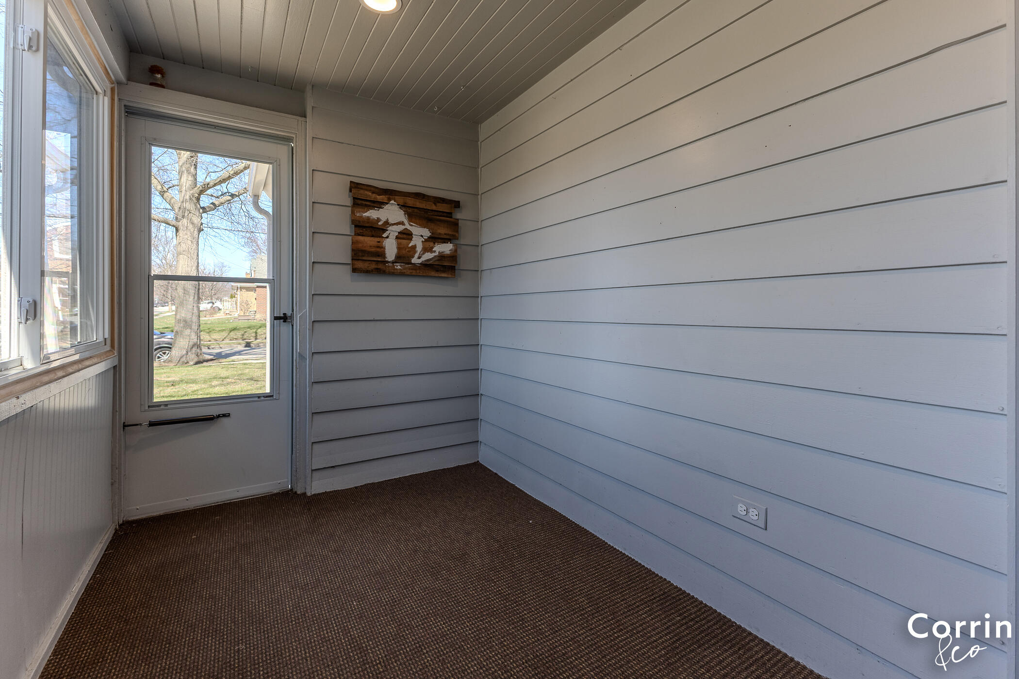 2542 Raymond Avenue SE