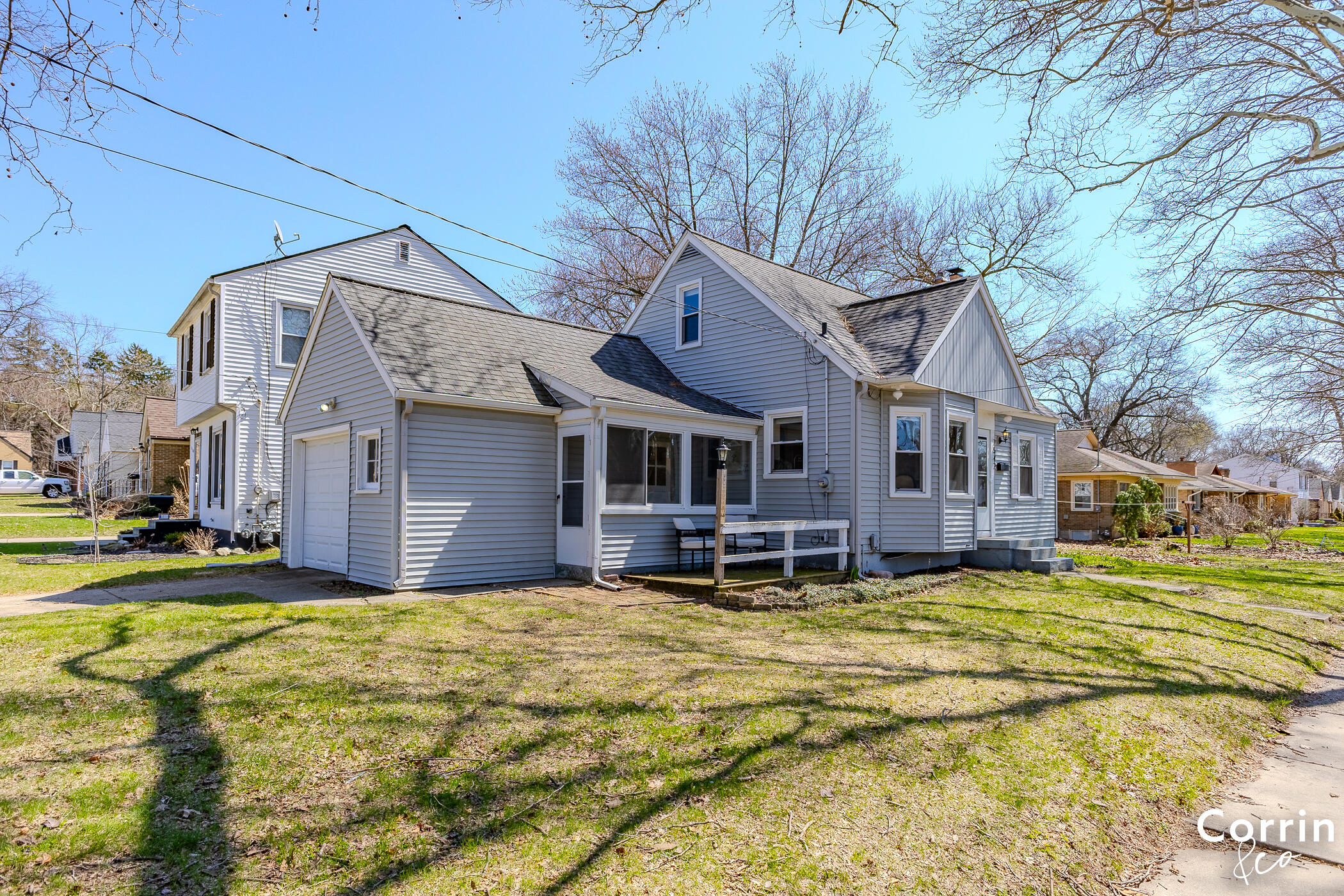 2542 Raymond Avenue SE