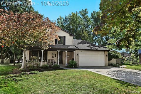 Photo of 540 Dartmouth Crescent Court, Westland City, MI 48185 (MLS # 20251042898)