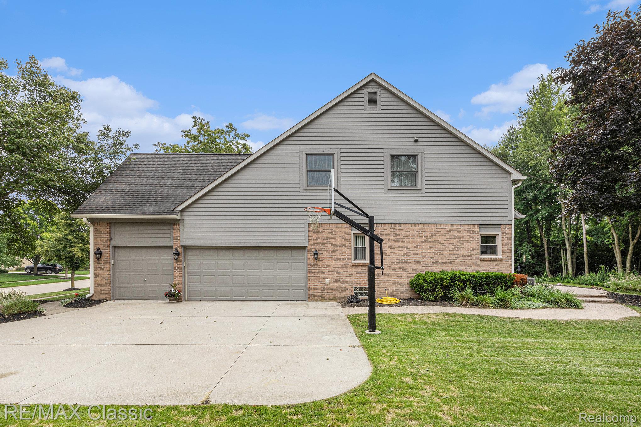 45483 Addington Lane