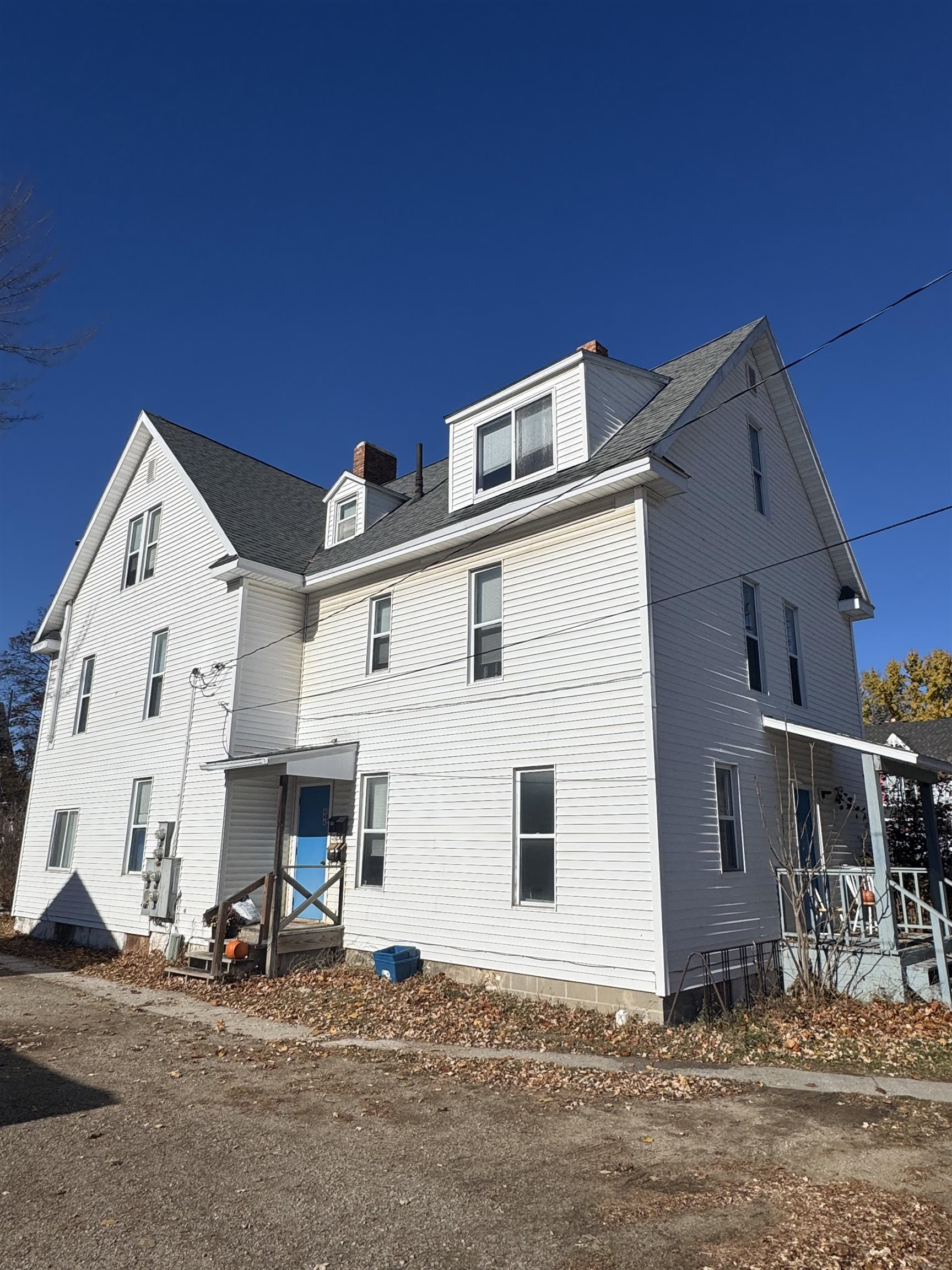 501 S University