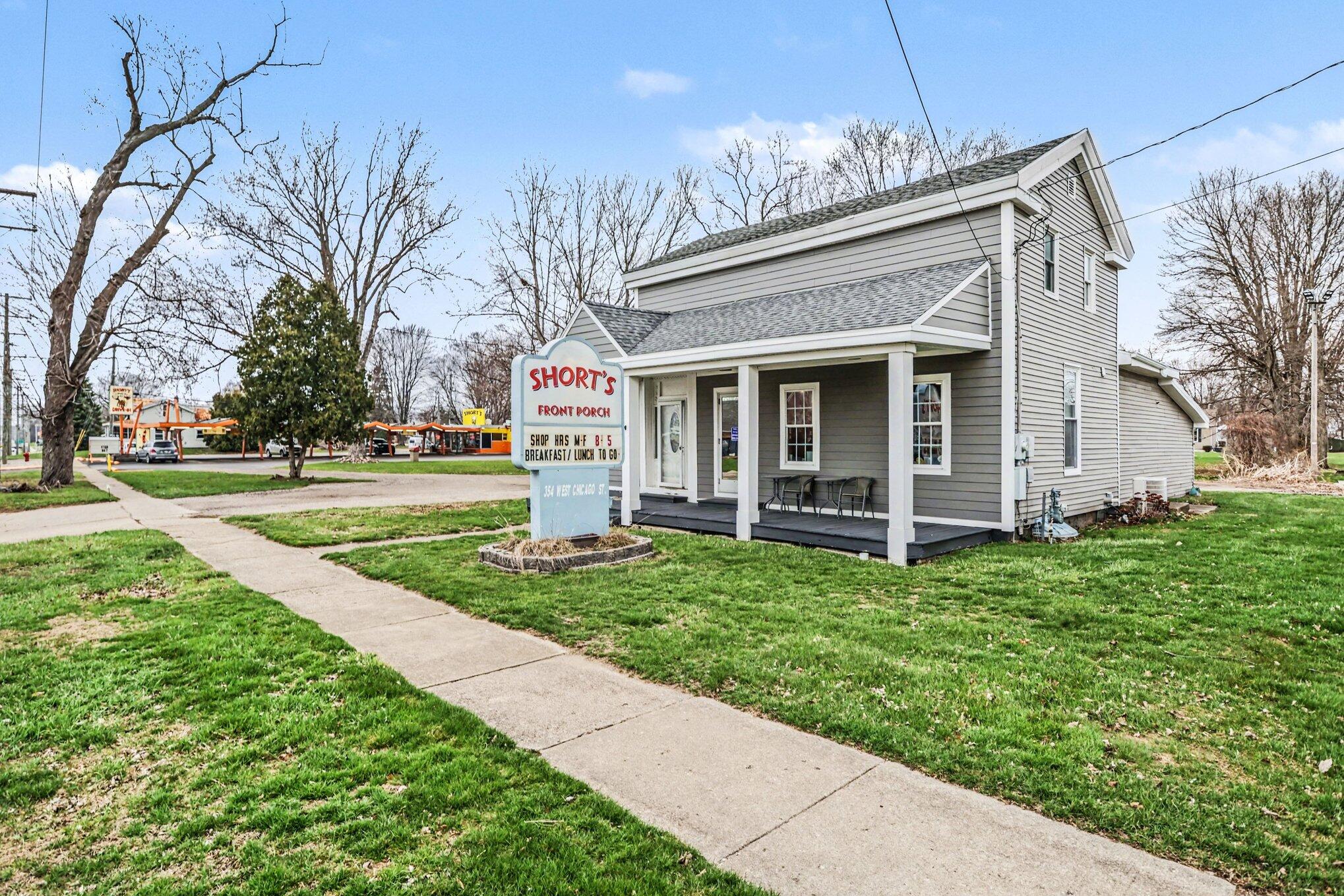 354 W Chicago Street