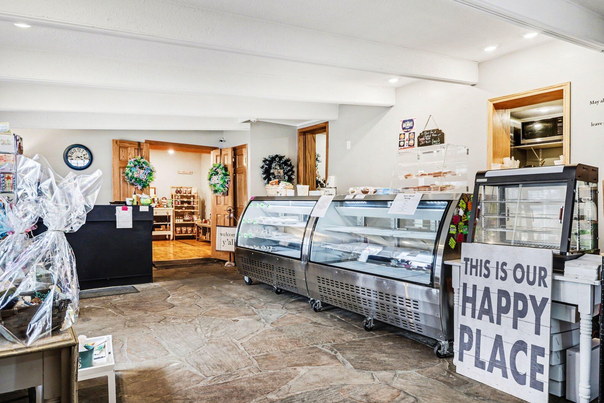 354 W Chicago Street