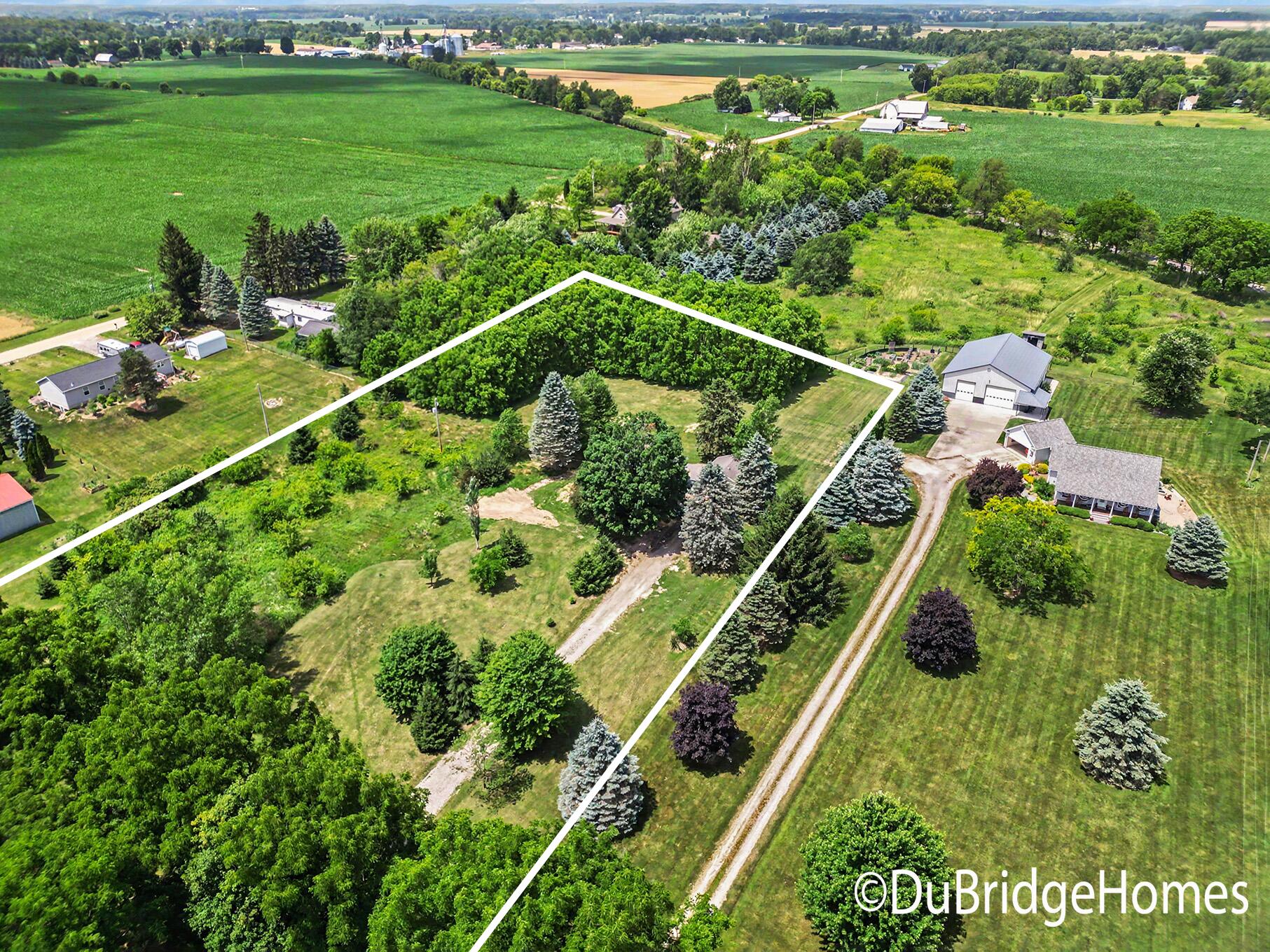 7914 Peddler Lake Road