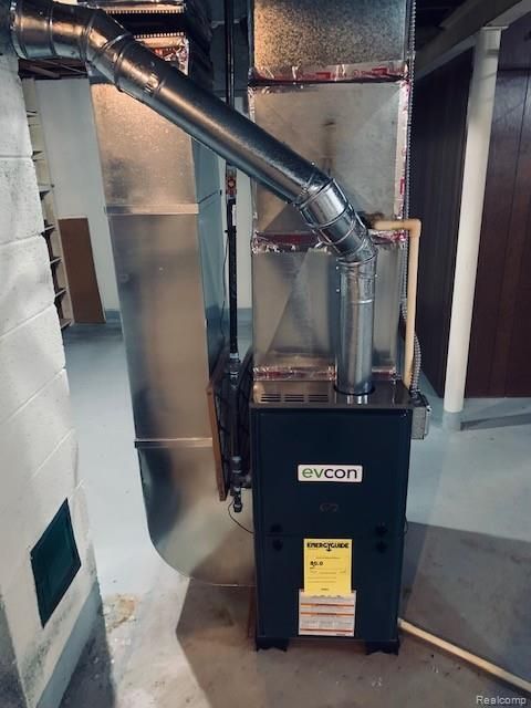 Tiny photo for 184 W Strathmore Avenue, Pontiac City, MI 48340 (MLS # 20261010247)