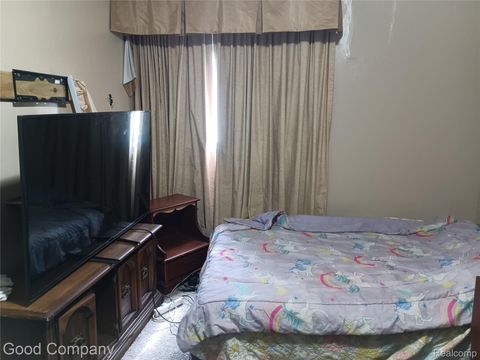 Tiny photo for 16508 Strathmoor Street, Detroit City, MI 48235 (MLS # 20261021706)