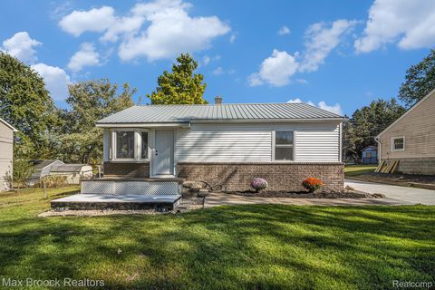 Photo of 769 Markdale Street, Lake Orion Village, MI 48362 (MLS # 20251044457)