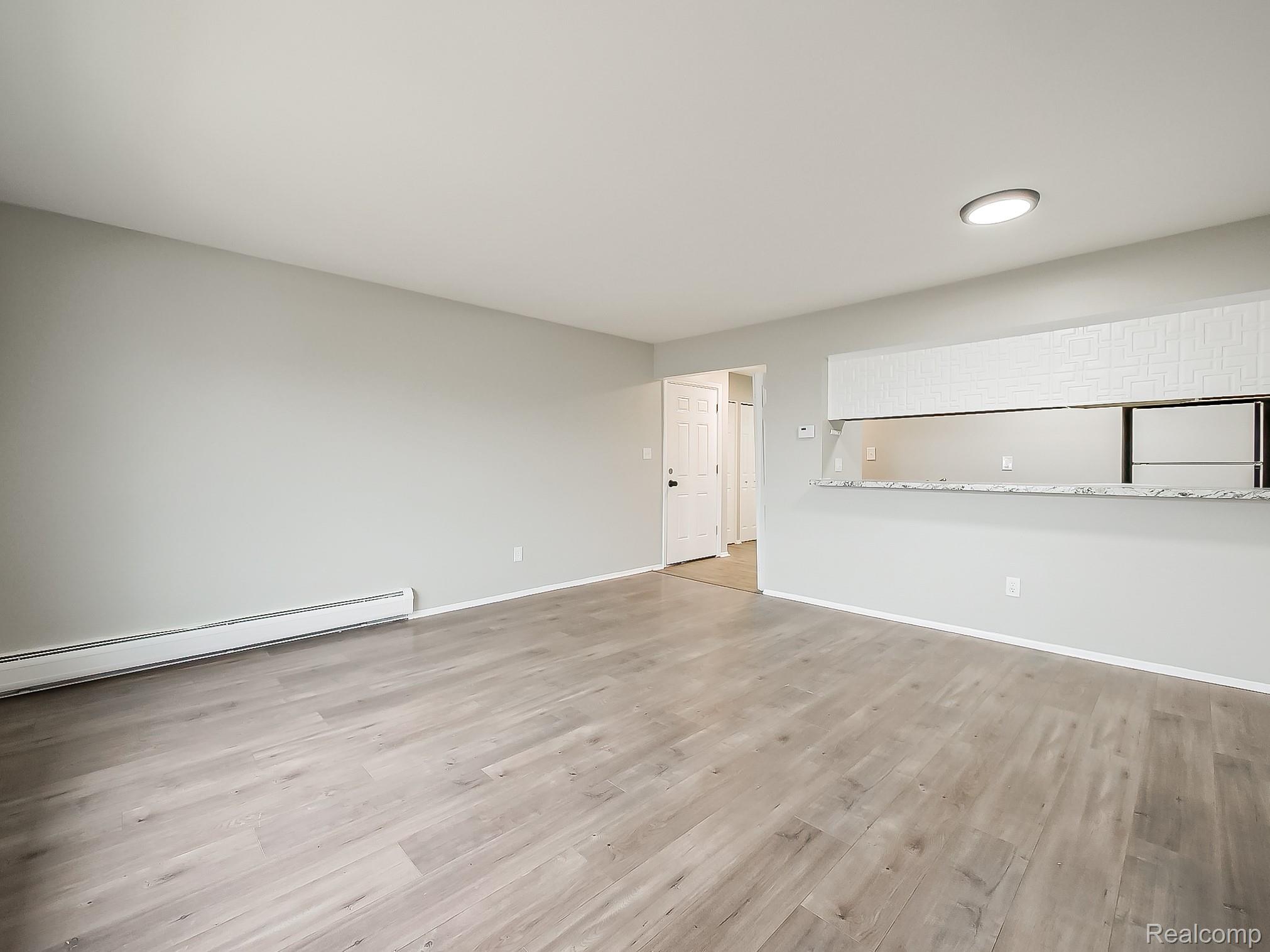 1498 Nancywood Drive 8