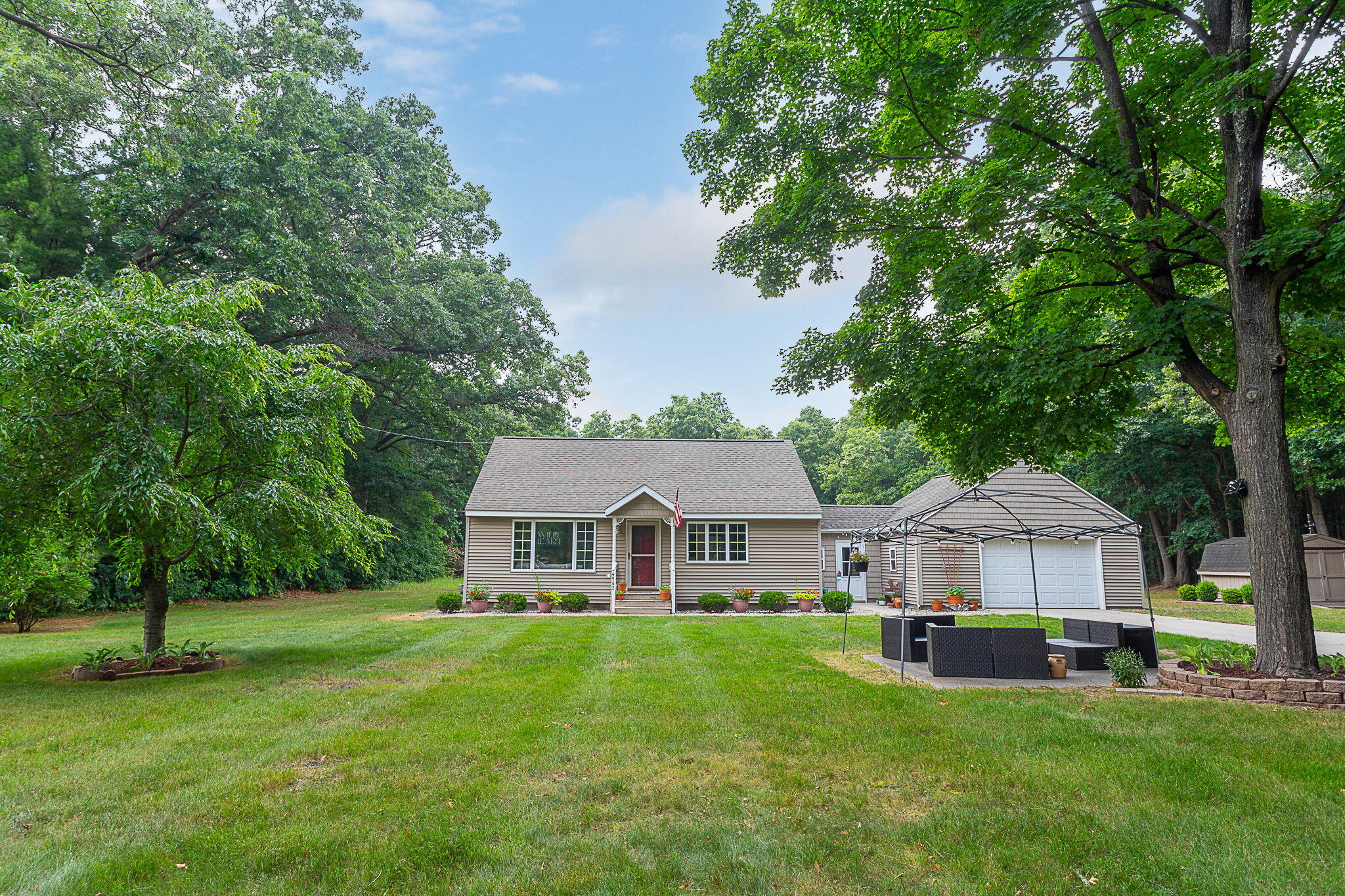 4582 Hall Road