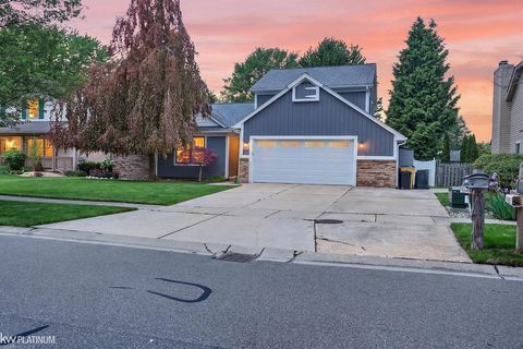 Photo of 54329 Avondale Drive, New Baltimore City, MI 48047 (MLS # 58050209160)