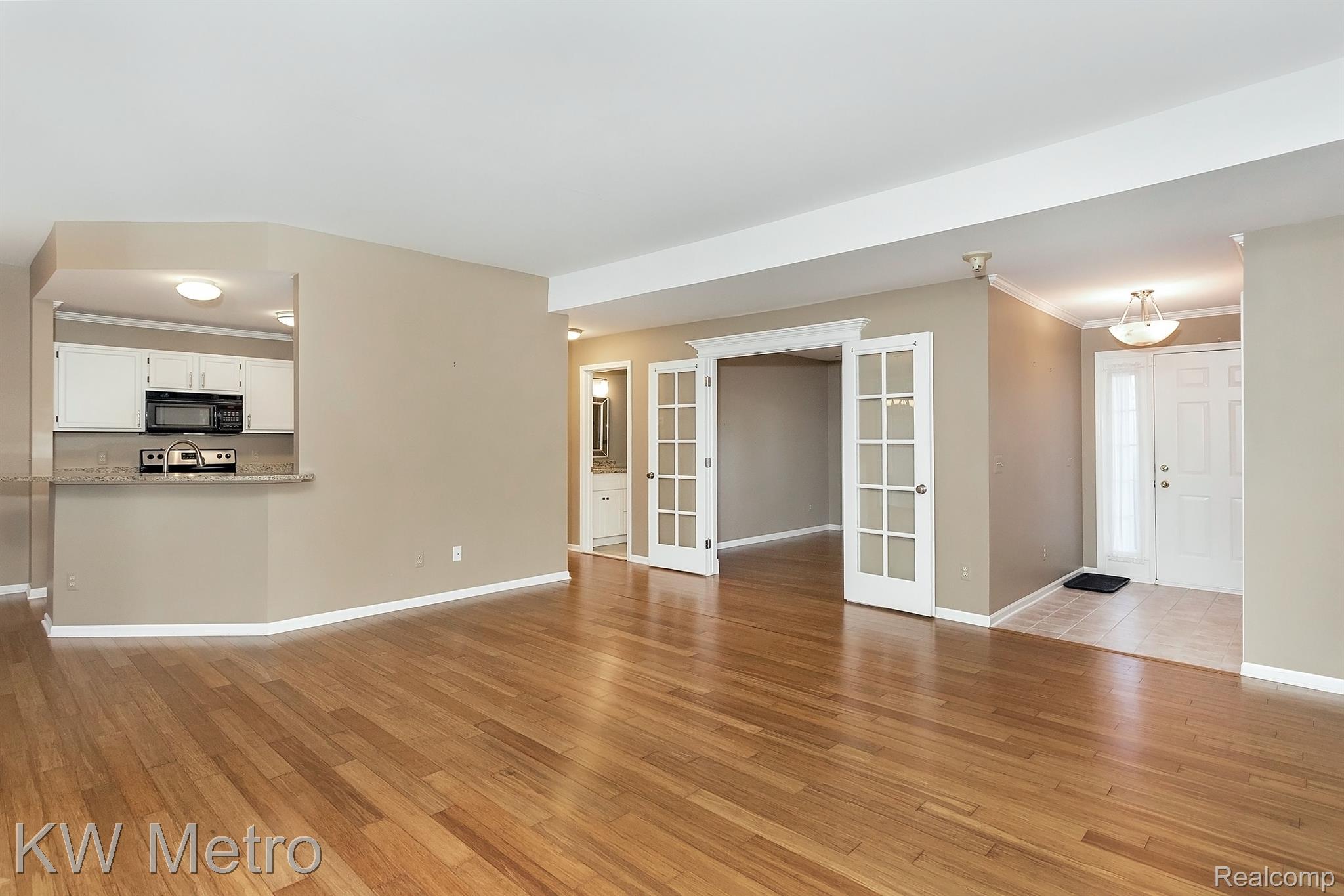 516 NEWBURNE POINTE 52