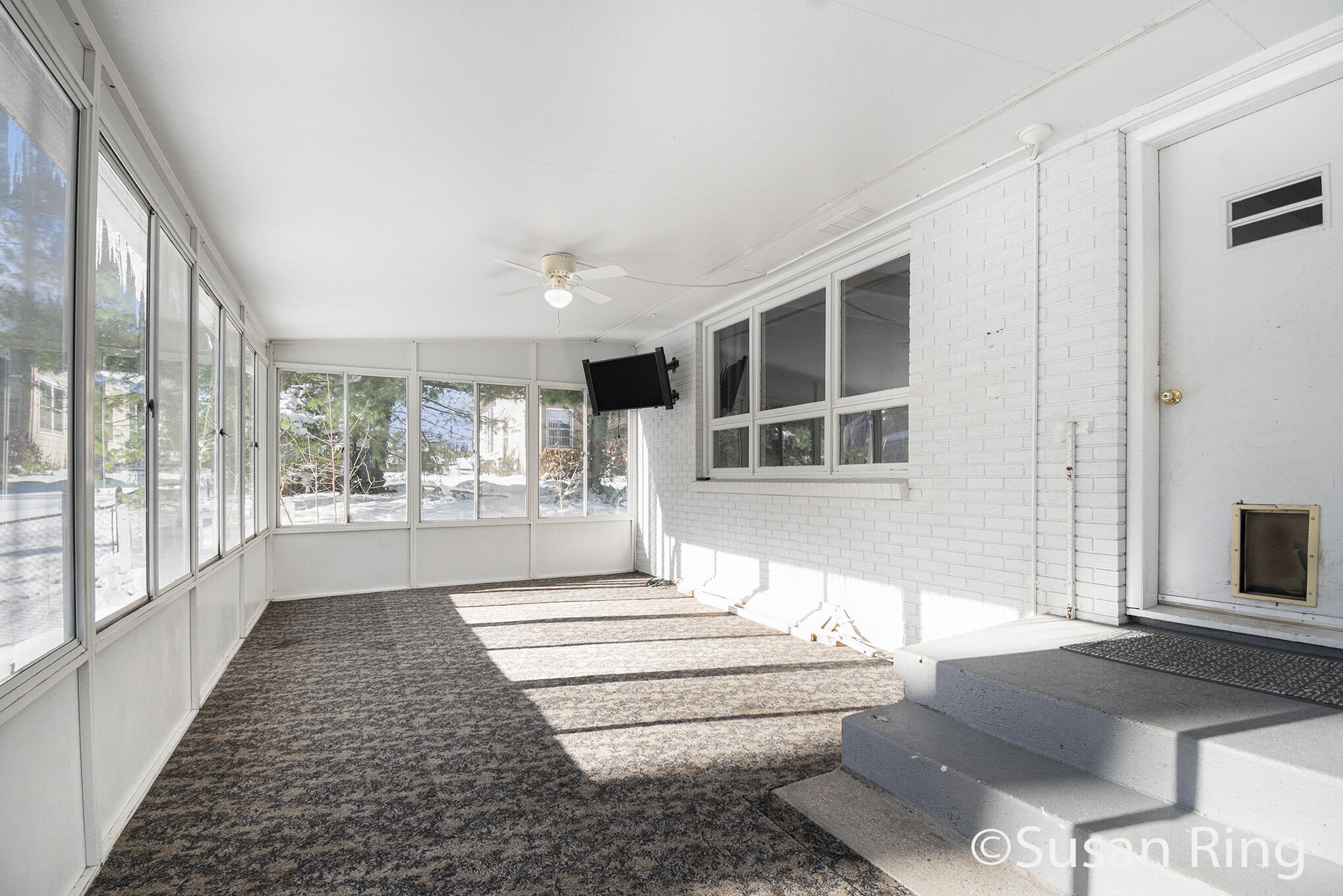 Grand Rapids, Michigan 49508, United States, 3 Bedrooms Bedrooms, ,3 BathroomsBathrooms,Residential,Active,252030