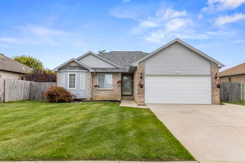 53063 Pine Creek Drive Chesterfield Township MI 48047