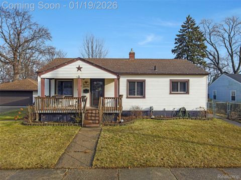 26690 Fernwood Street Roseville City MI 48066