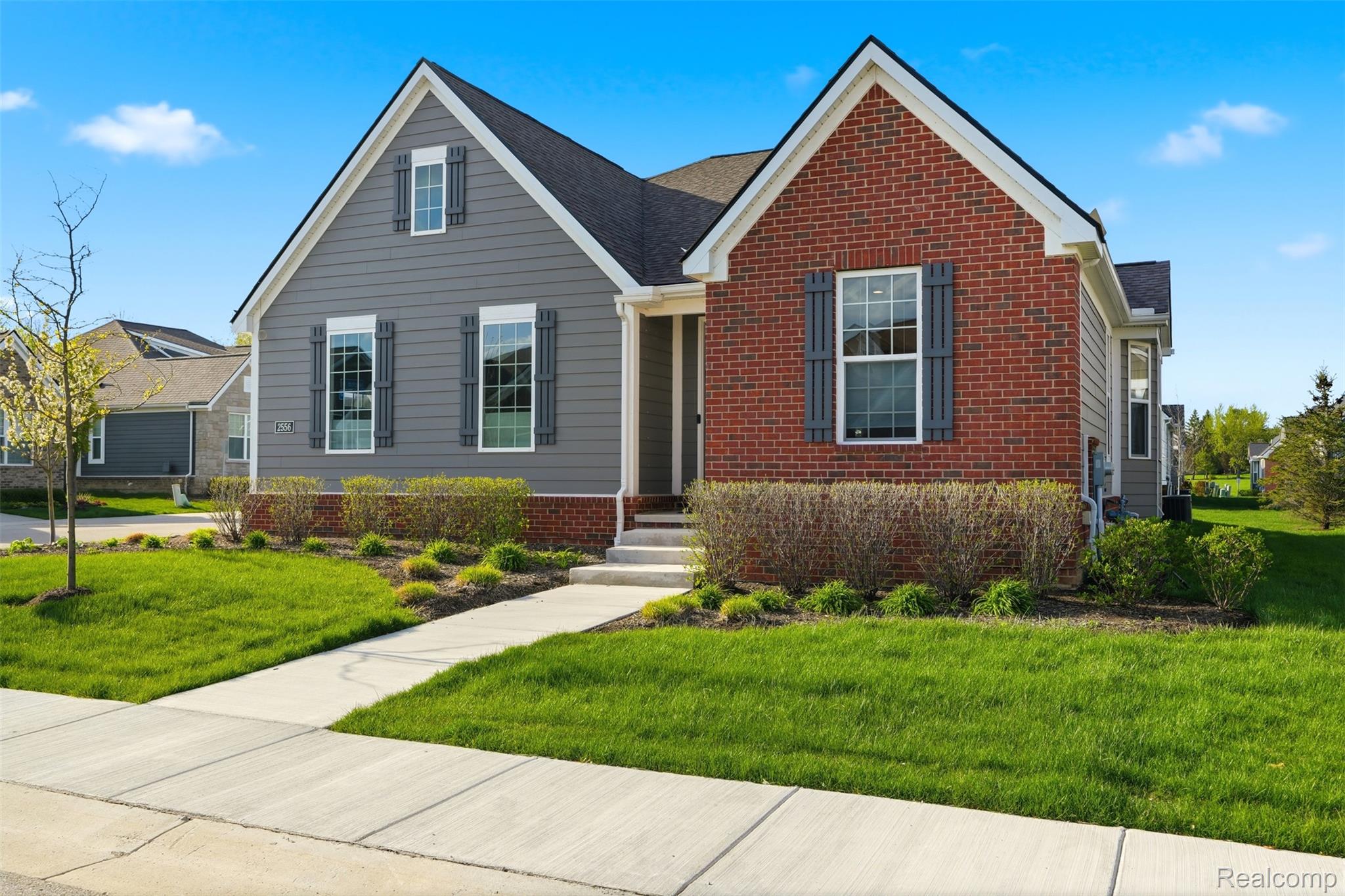 2556 Rosemond Ln