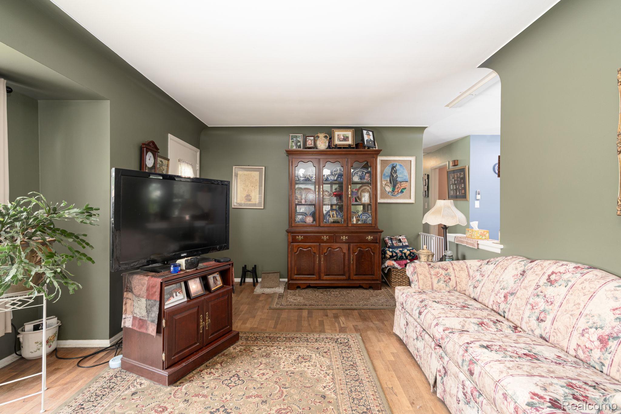 2109 Deerfield Drive