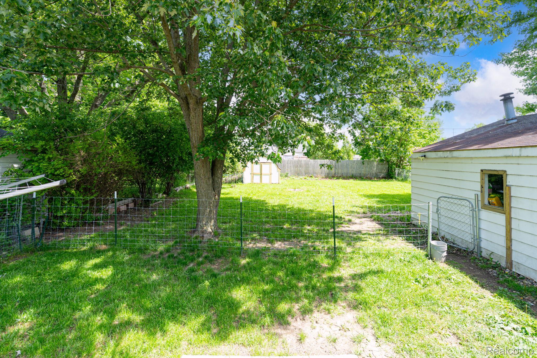2109 Deerfield Drive