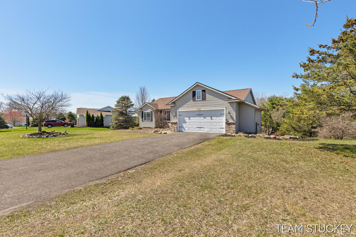 6336 Thornapple Valley Drive