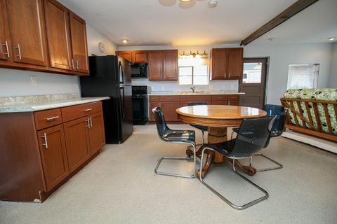 listing image 30