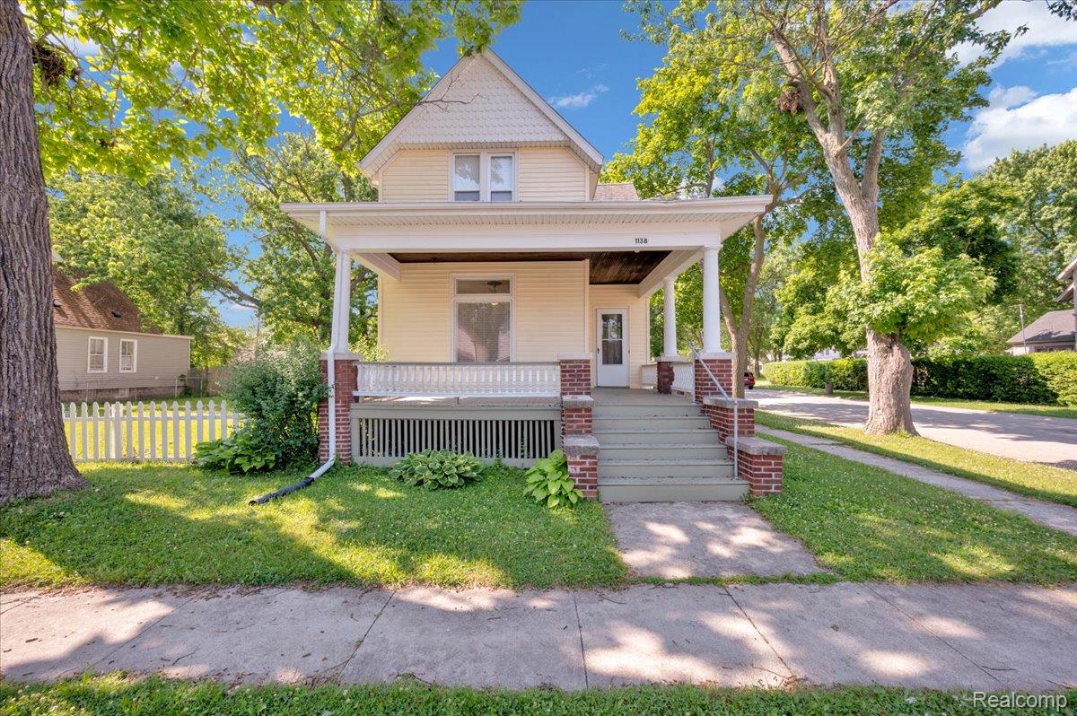 1138 Howard Street