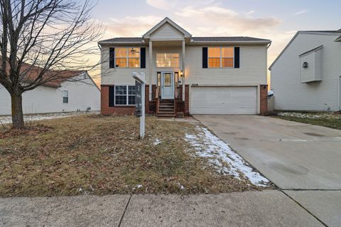 7258 Royal Troon Drive Ypsilanti Charter Township MI 48197