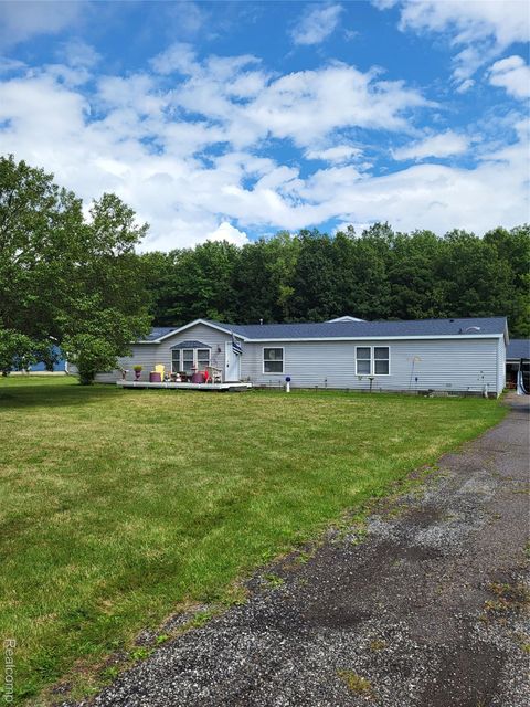 7306 N Bray Road Genesee Charter Township MI 48458