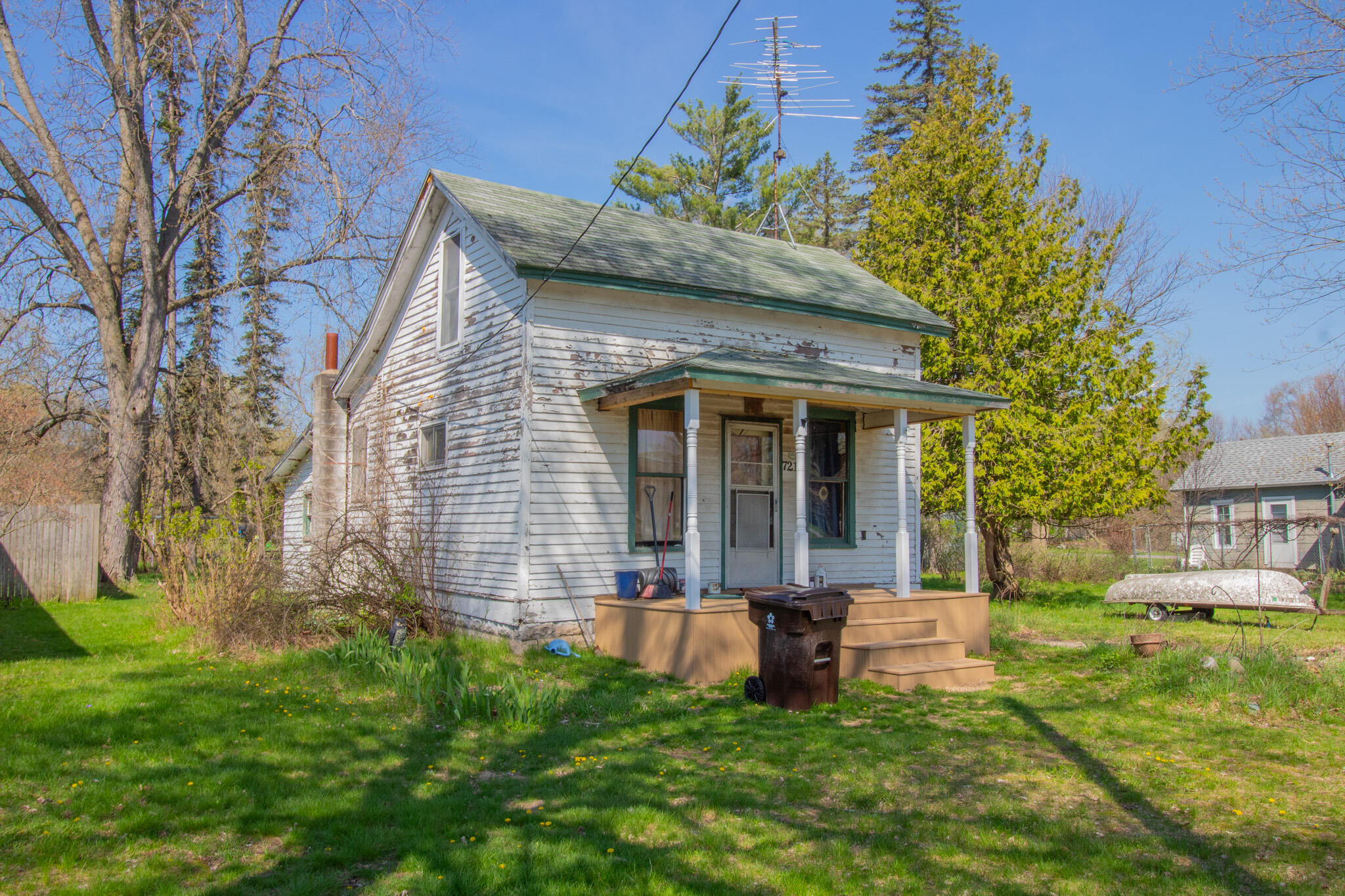 721 Sherman Street
