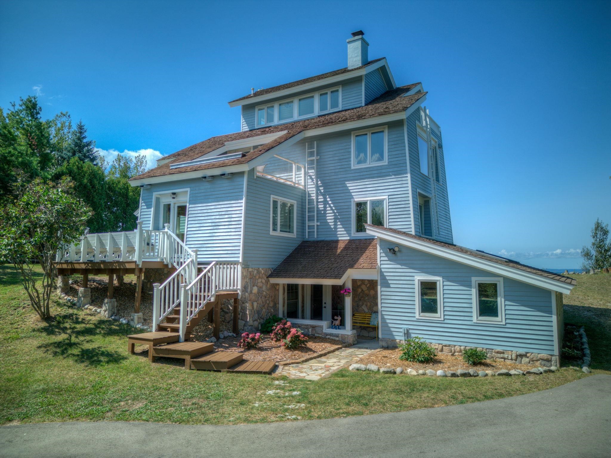4781 E Golfview Drive