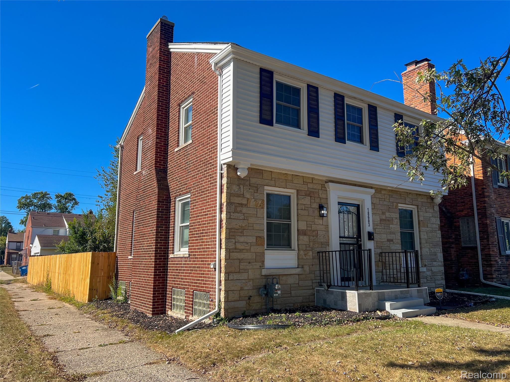 18603 Roselawn Street