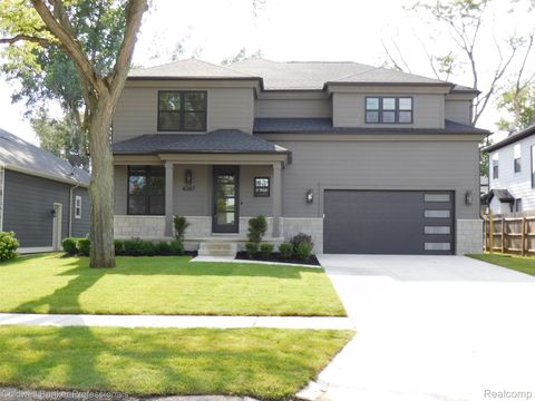 4247 Hampton Boulevard Royal Oak City MI 48073