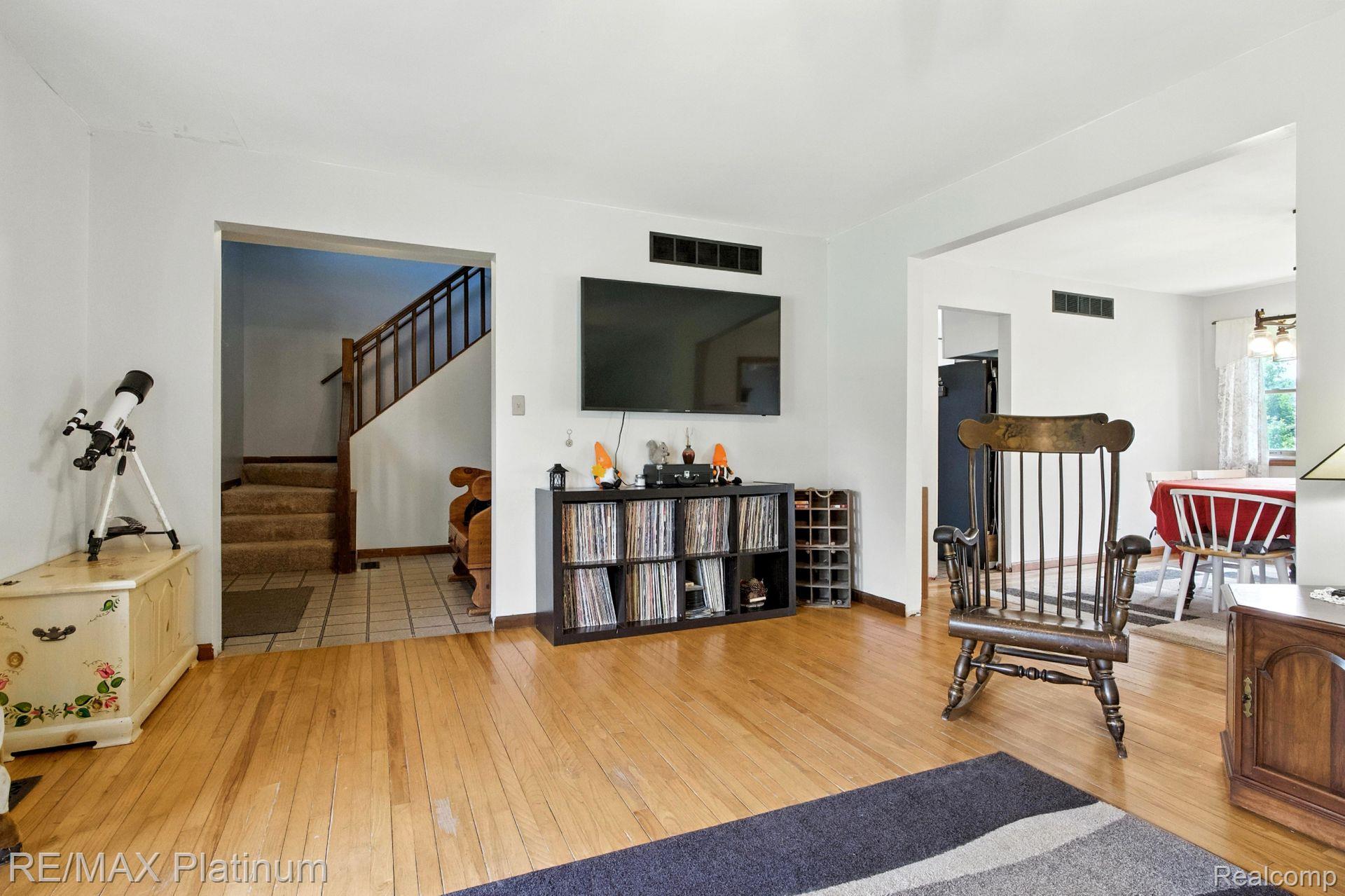 11077 Owosso Road