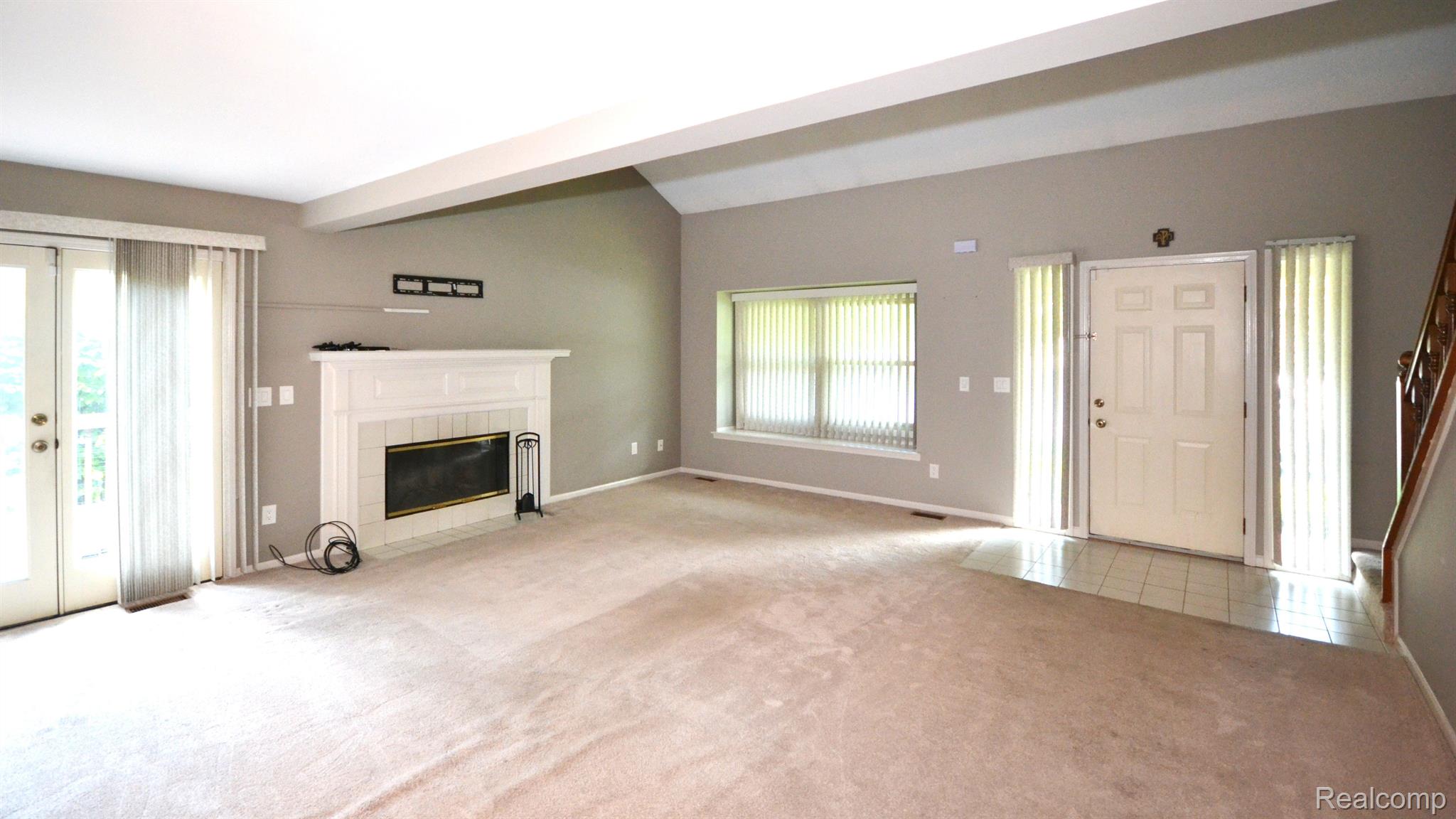 Dearborn City, Michigan 48124, United States, 2 Bedrooms Bedrooms, ,3 BathroomsBathrooms,Residential,Active,169699