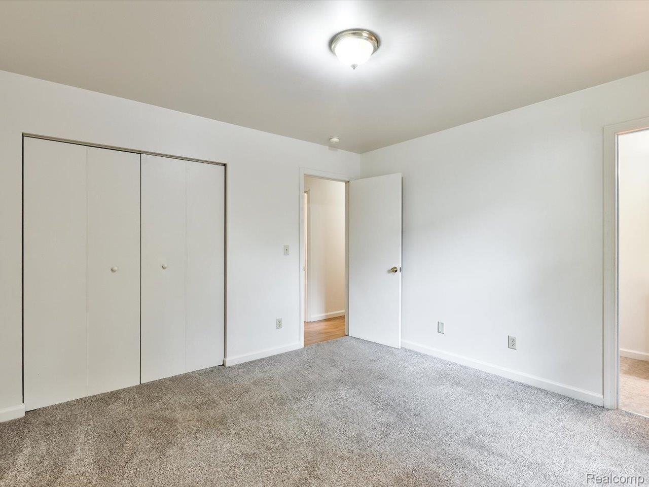 Port Huron City, Michigan 48060, United States, 3 Bedrooms Bedrooms, ,2 BathroomsBathrooms,Residential,Active,225048