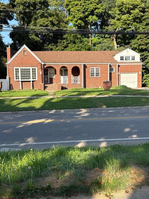 694 Colfax Avenue Benton Harbor City MI 49022