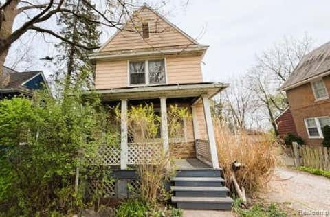 Photo of 628 N Perry Street, Pontiac City, MI 48342 (MLS # 20261033395)