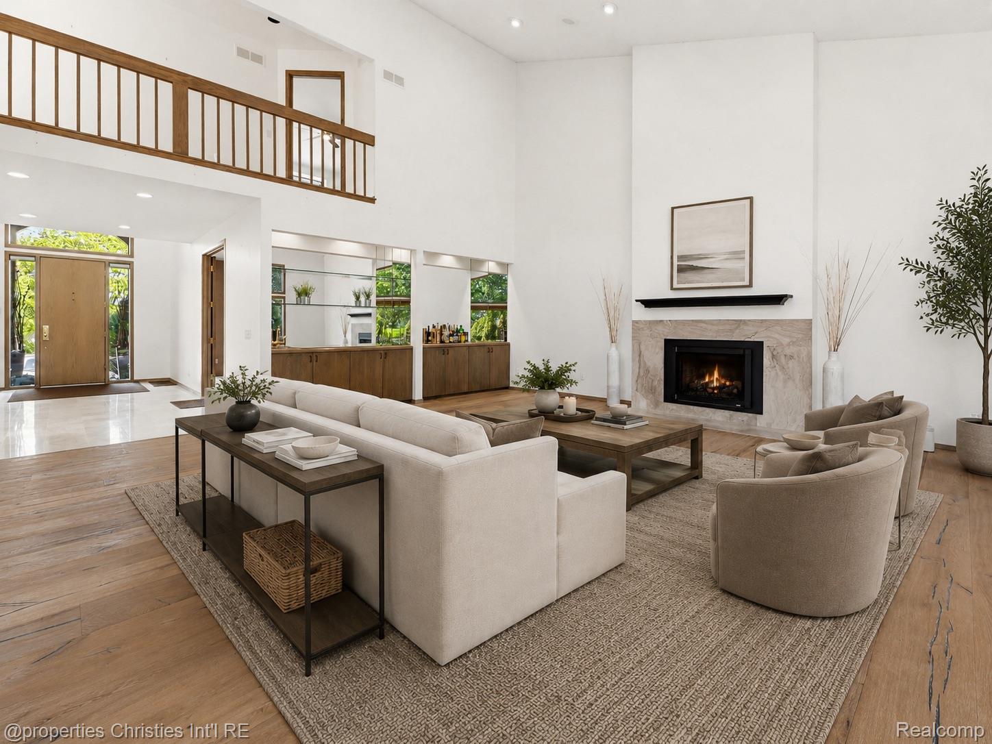 1743 Beechwood Way